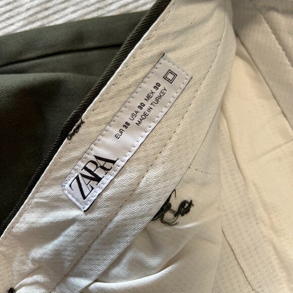 Zara Man Pleated Deep Green Trouser - Size 30 Men - Picture 4 of 9